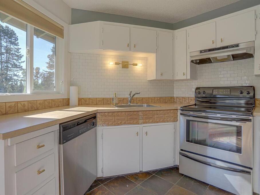 Ski-Mount Hood Charm-Welches,Golf And Ski Resort Condo,W&D, Wifi,Near Woods,Hiking,Fishing Mount Hood Village Zewnętrze zdjęcie