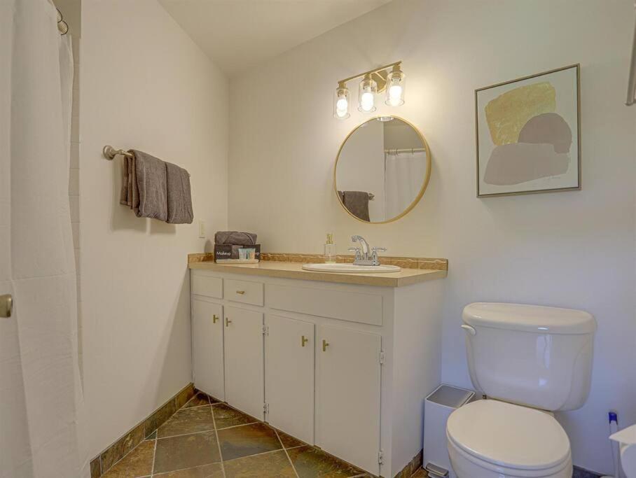 Ski-Mount Hood Charm-Welches,Golf And Ski Resort Condo,W&D, Wifi,Near Woods,Hiking,Fishing Mount Hood Village Zewnętrze zdjęcie