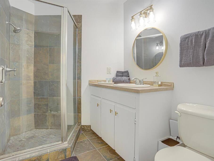Ski-Mount Hood Charm-Welches,Golf And Ski Resort Condo,W&D, Wifi,Near Woods,Hiking,Fishing Mount Hood Village Zewnętrze zdjęcie