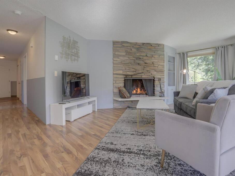 Ski-Mount Hood Charm-Welches,Golf And Ski Resort Condo,W&D, Wifi,Near Woods,Hiking,Fishing Mount Hood Village Zewnętrze zdjęcie