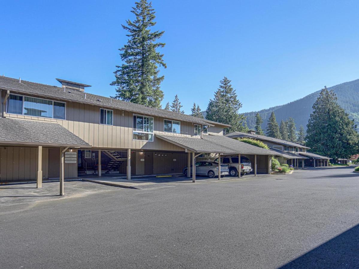 Ski-Mount Hood Charm-Welches,Golf And Ski Resort Condo,W&D, Wifi,Near Woods,Hiking,Fishing Mount Hood Village Zewnętrze zdjęcie